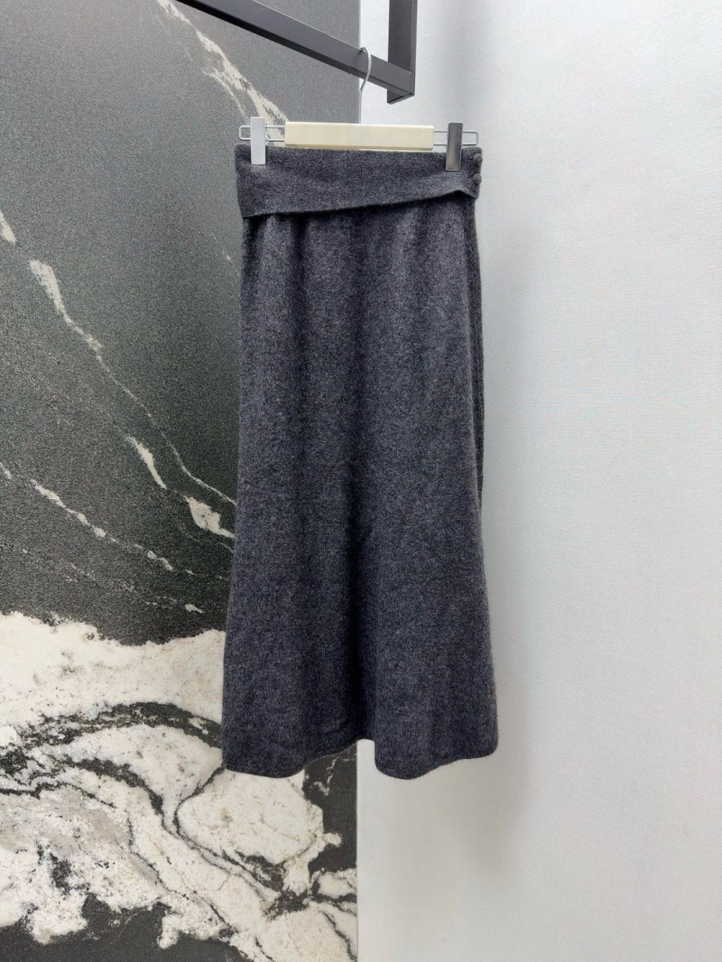 chr1st1an D10r sweaters